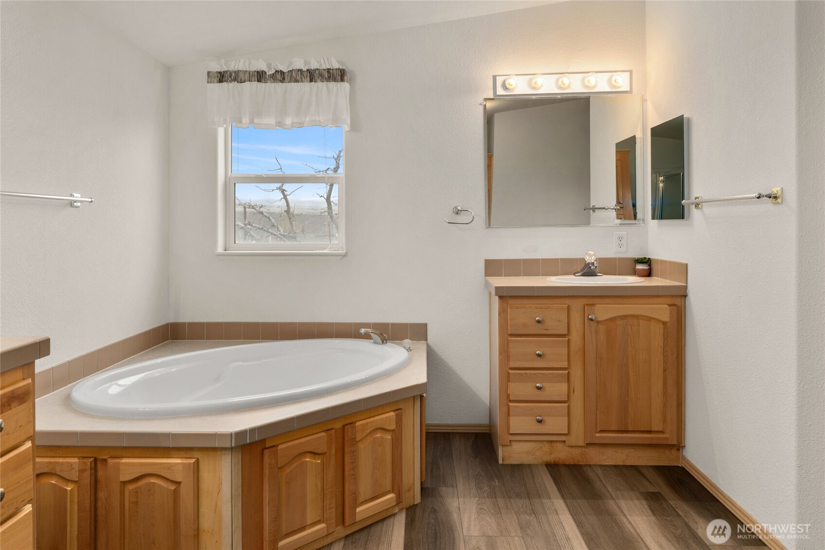 554 Dodge Road Property Photo 30