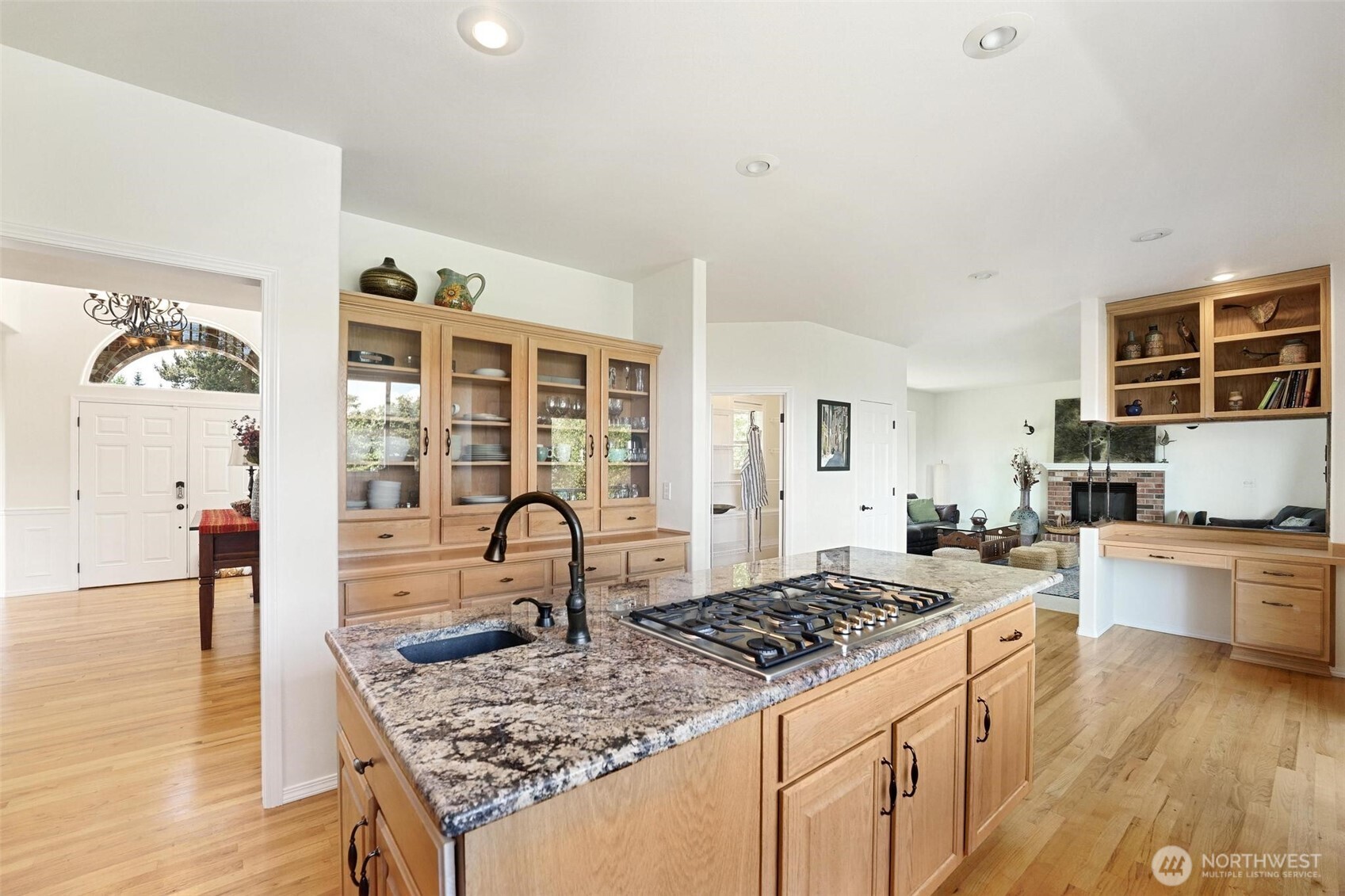 1048 Cassius Court Property Photo 4