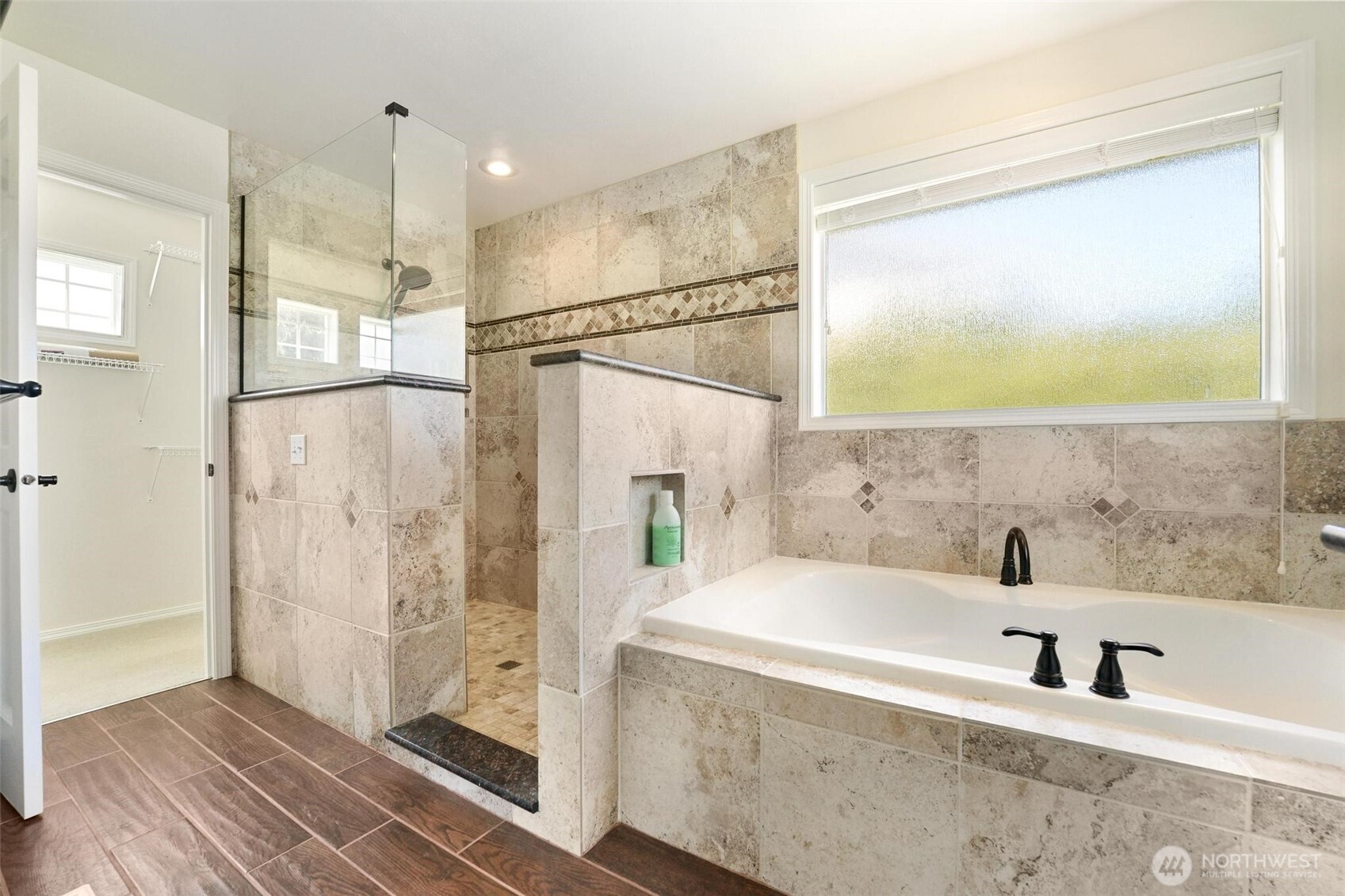 1048 Cassius Court Property Photo 13