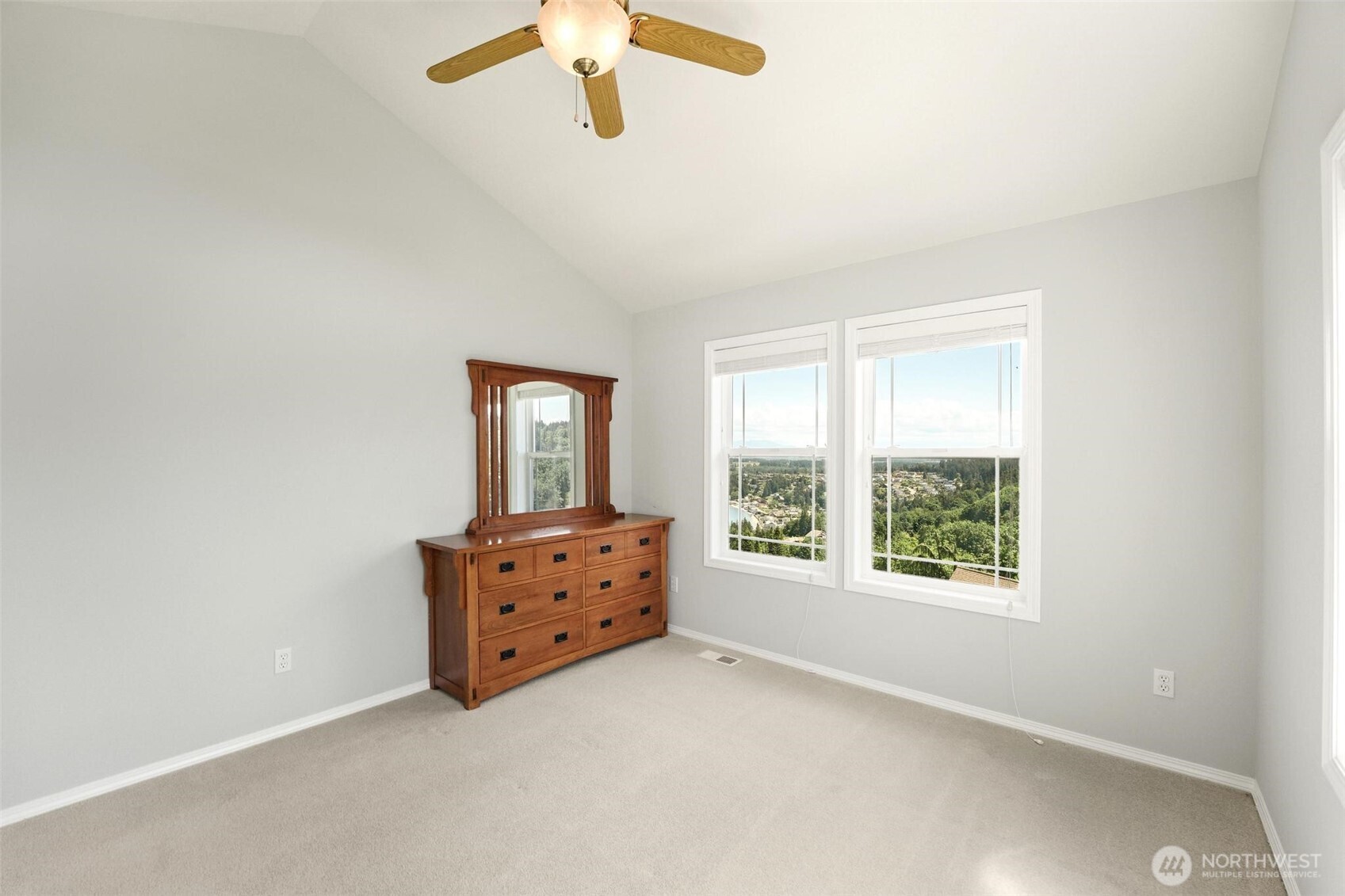 1048 Cassius Court Property Photo 23