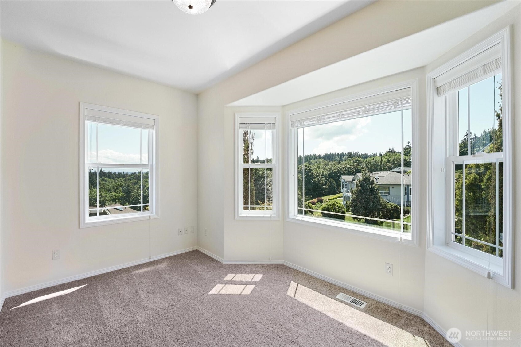 1048 Cassius Court Property Photo 27