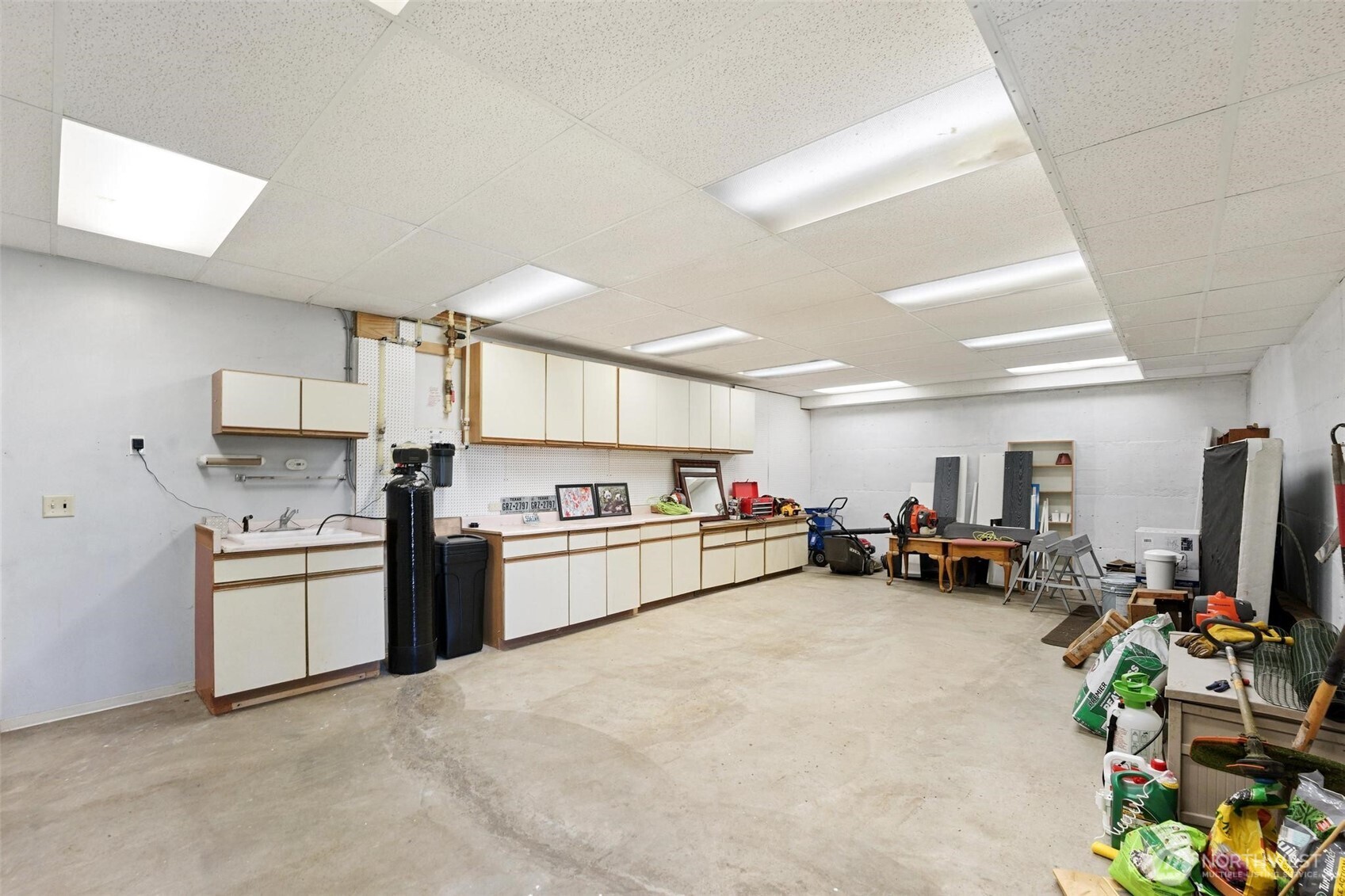 1048 Cassius Court Property Photo 34