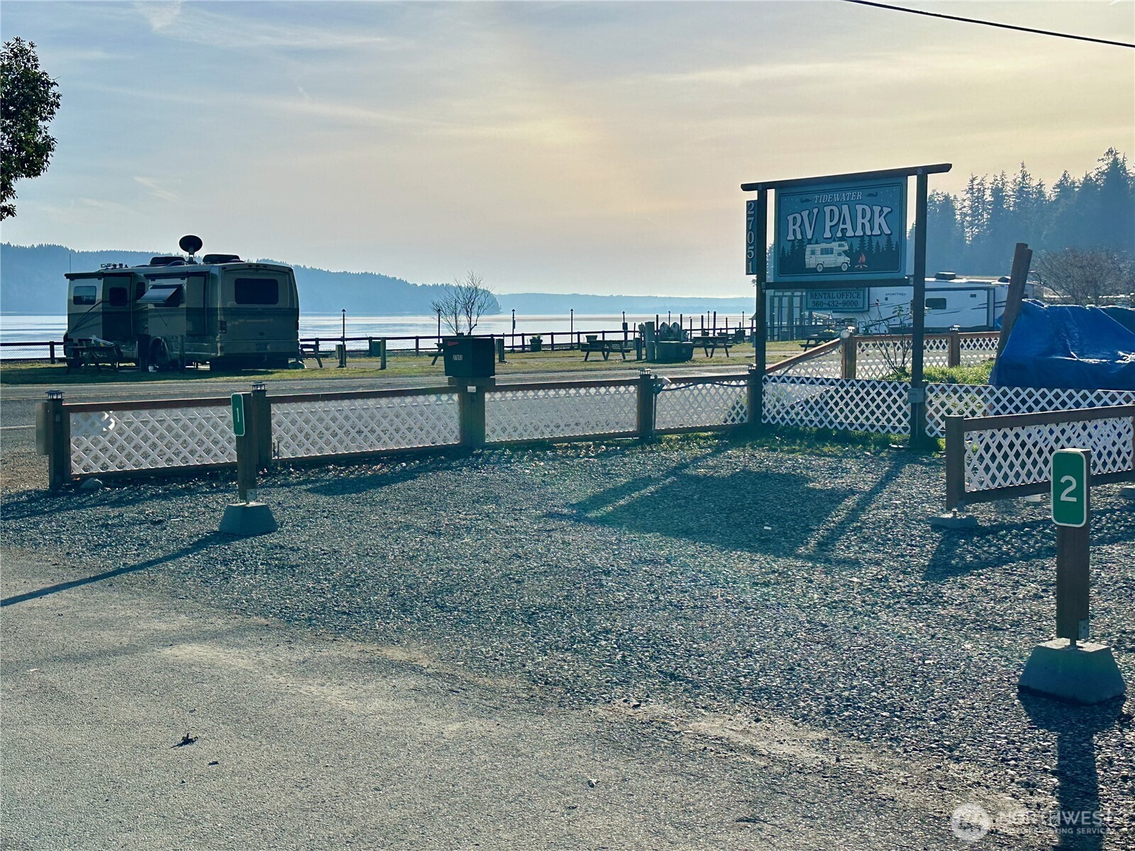 27051 N Us Highway 101 5 Property Photo 2