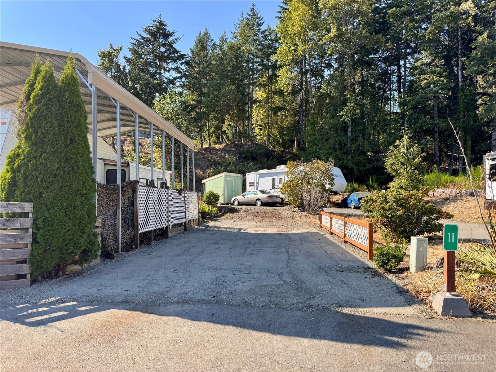27051 N Us Highway 101 5 Property Photo 6