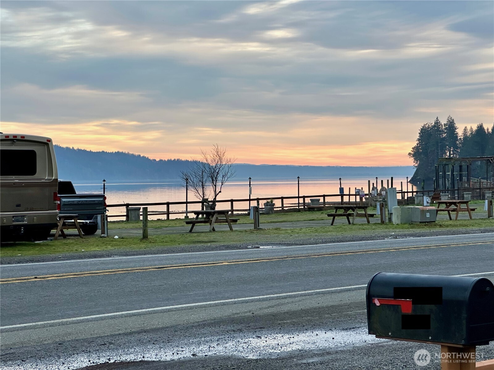 27051 N Us Highway 101 5 Property Photo 8