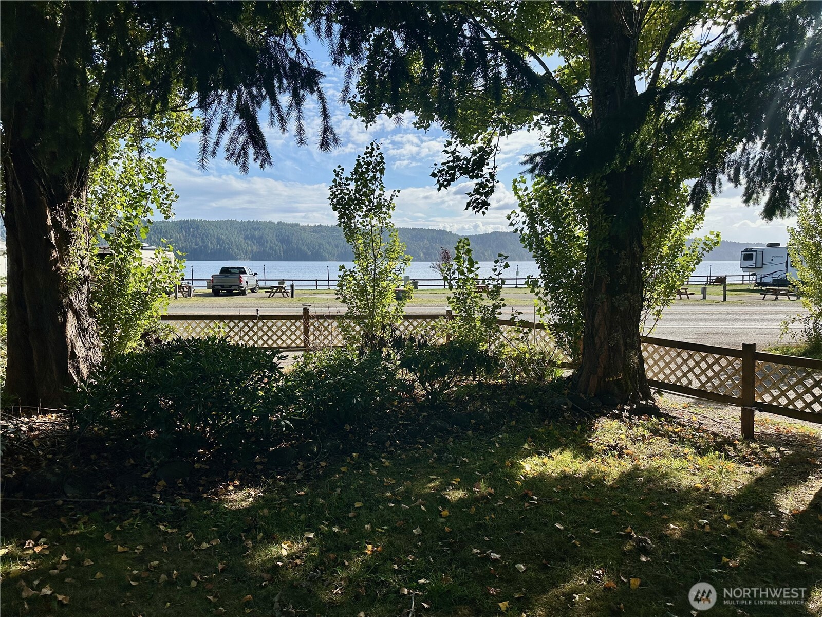 27051 N Us Highway 101 5 Property Photo 9
