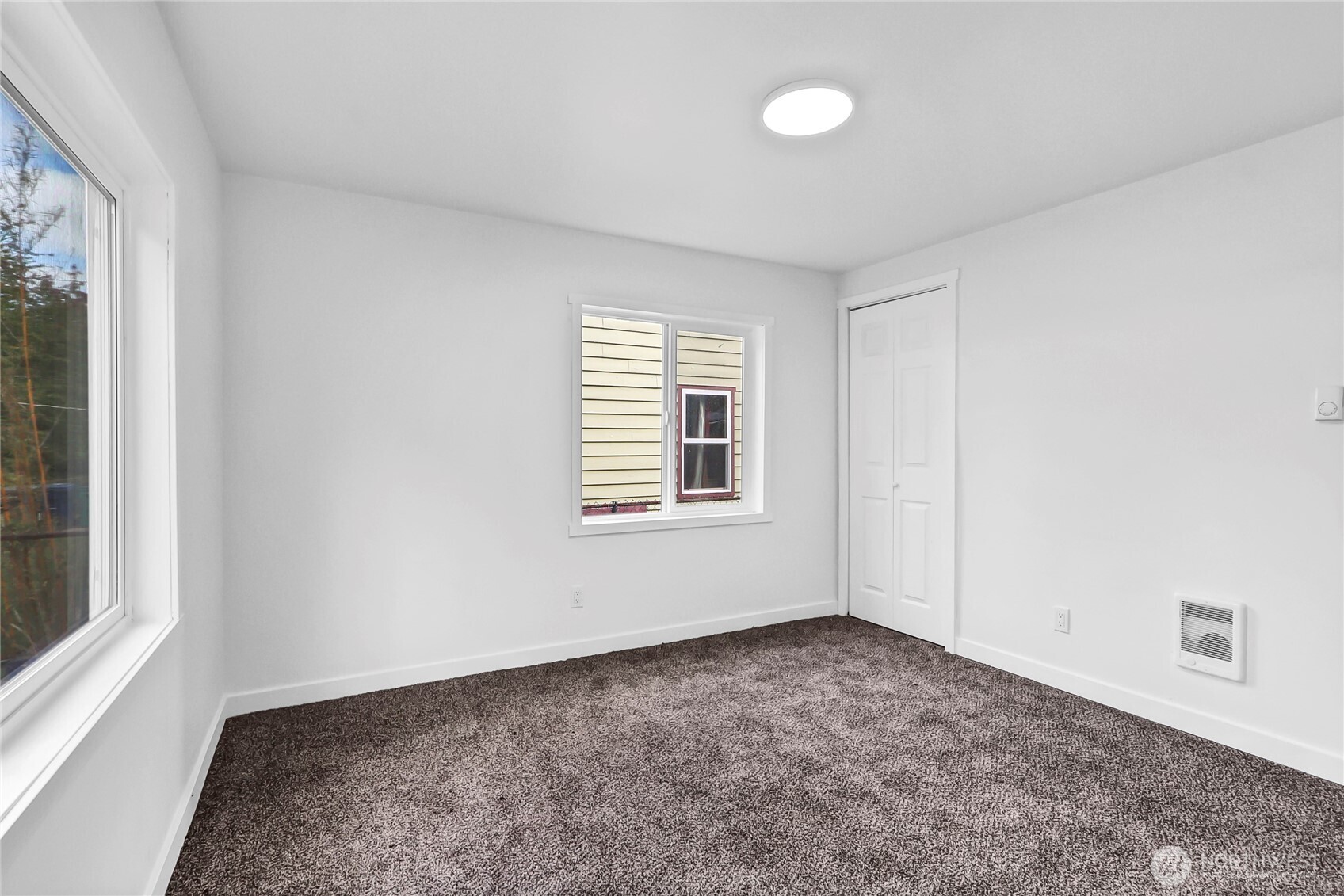 12034 68th Avenue Property Photo 11