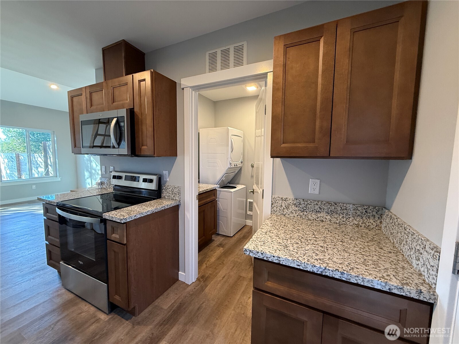 297 Marine View Drive A Property Photo 5