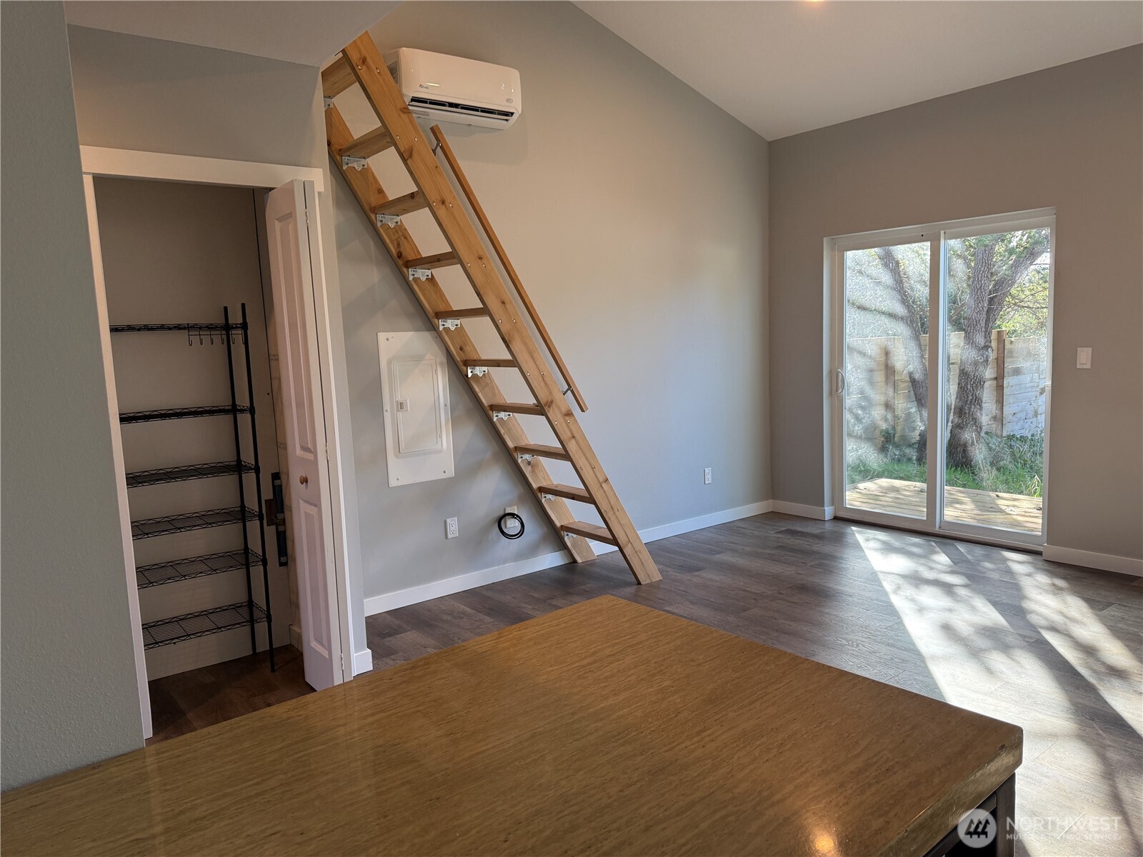 297 Marine View Drive A Property Photo 11