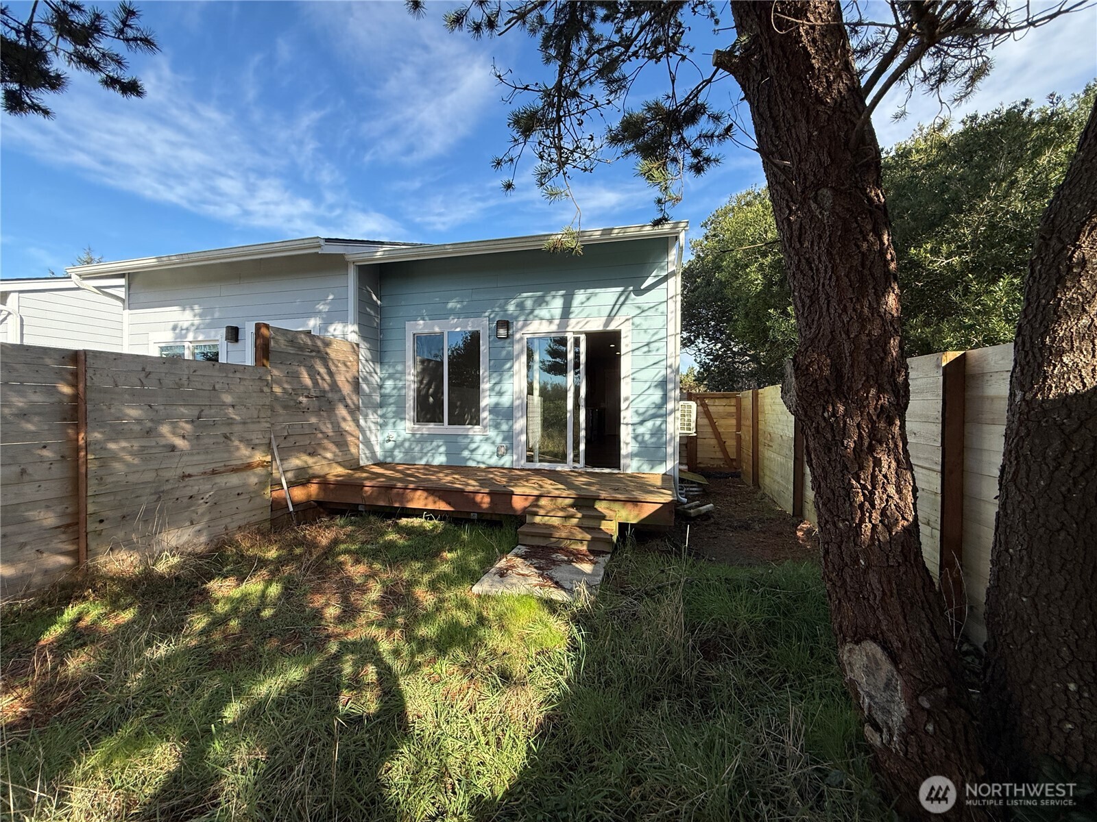 297 Marine View Drive A Property Photo 16