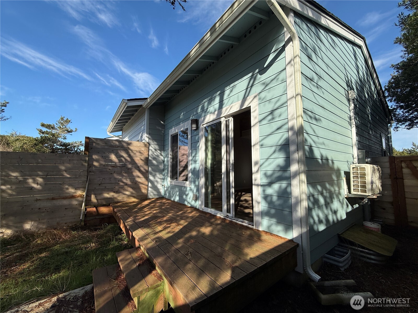 297 Marine View Drive A Property Photo 18