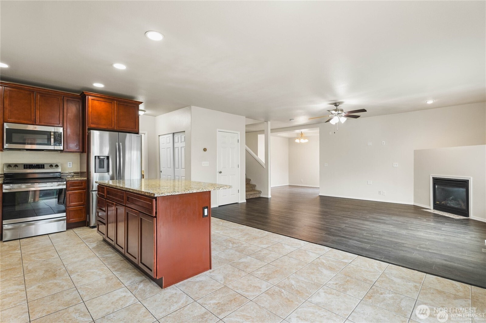 7615 198th Street Property Photo 12