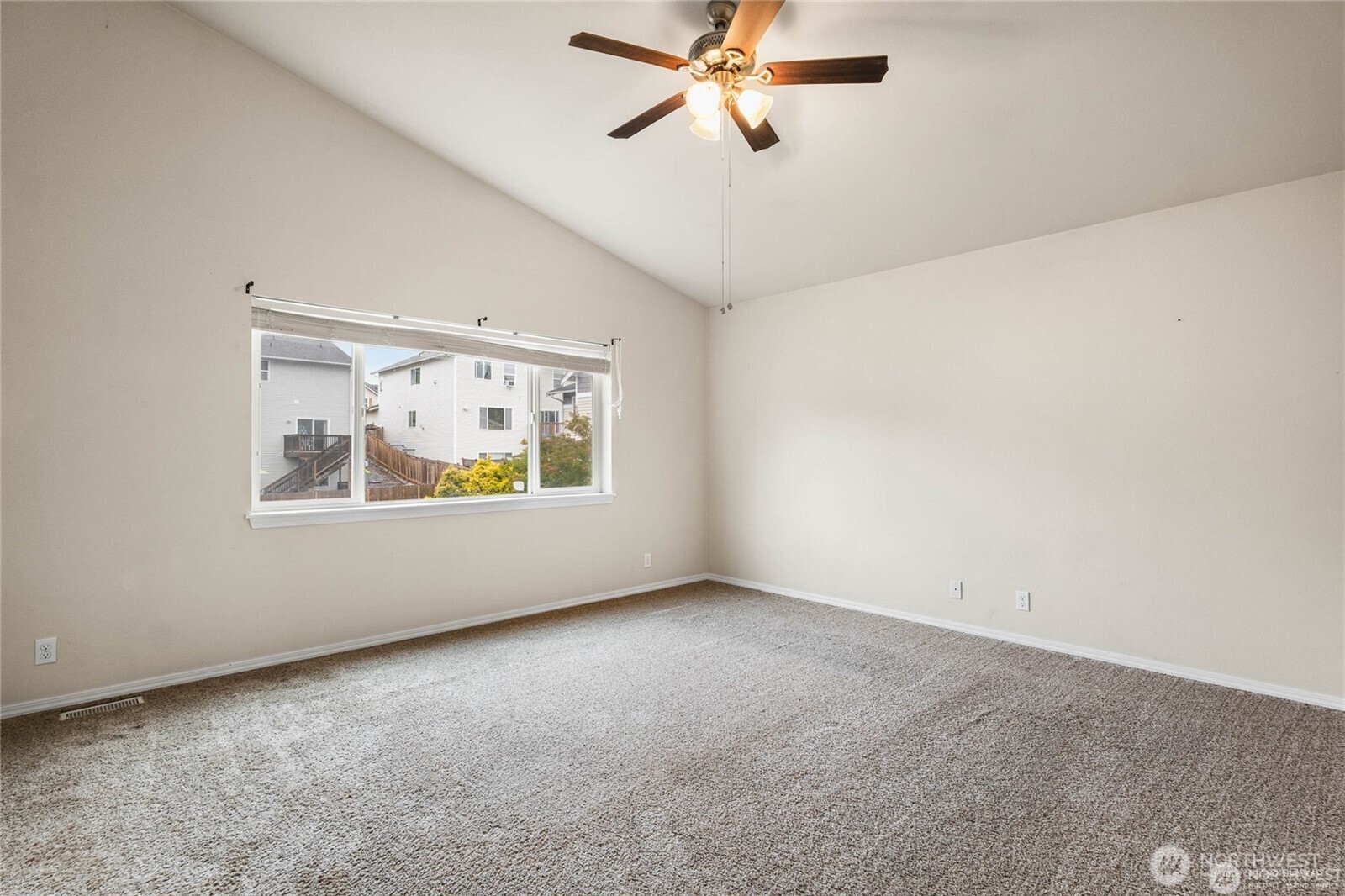7615 198th Street Property Photo 18