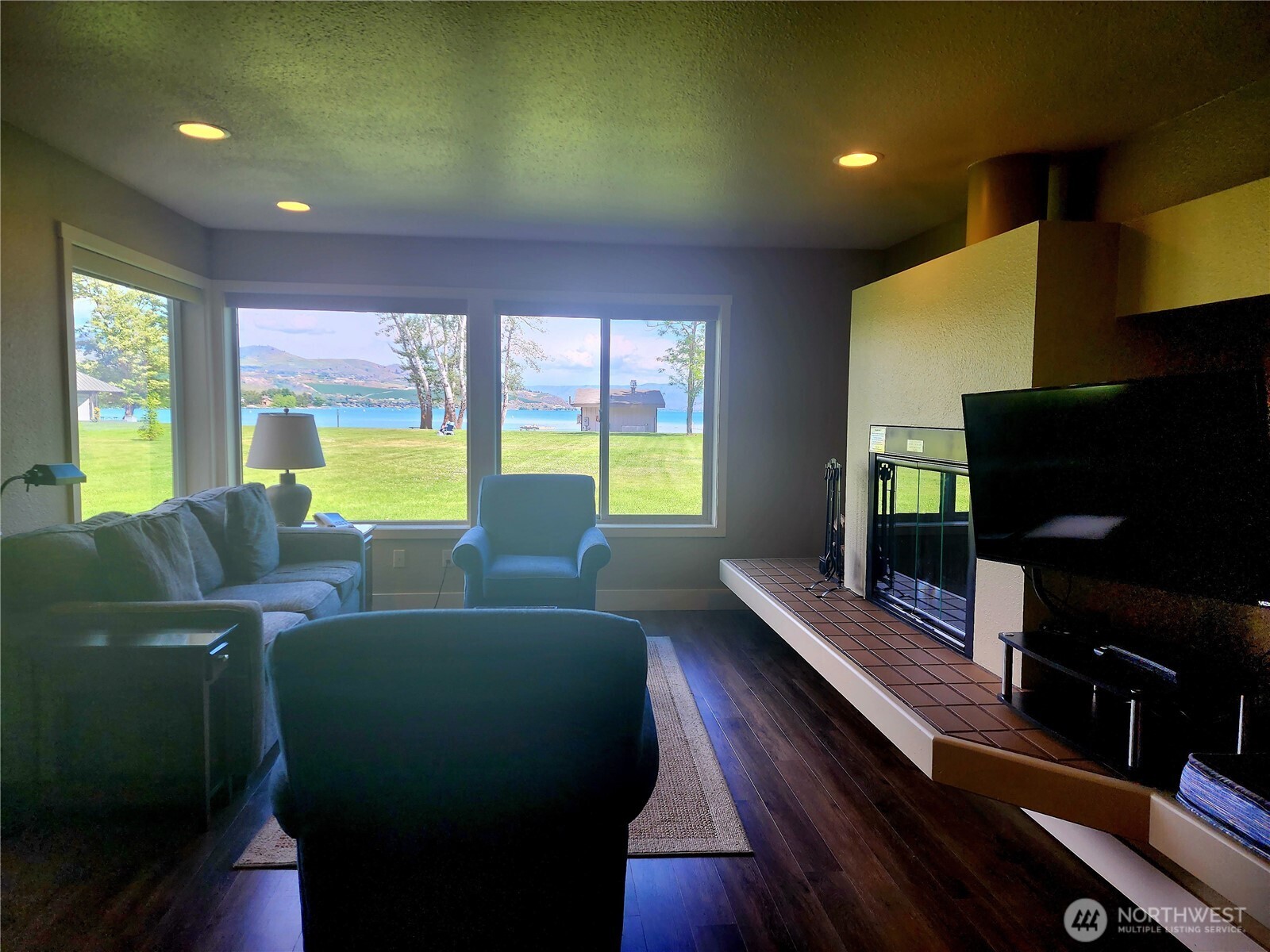 1 Beach 532-d Property Photo 8