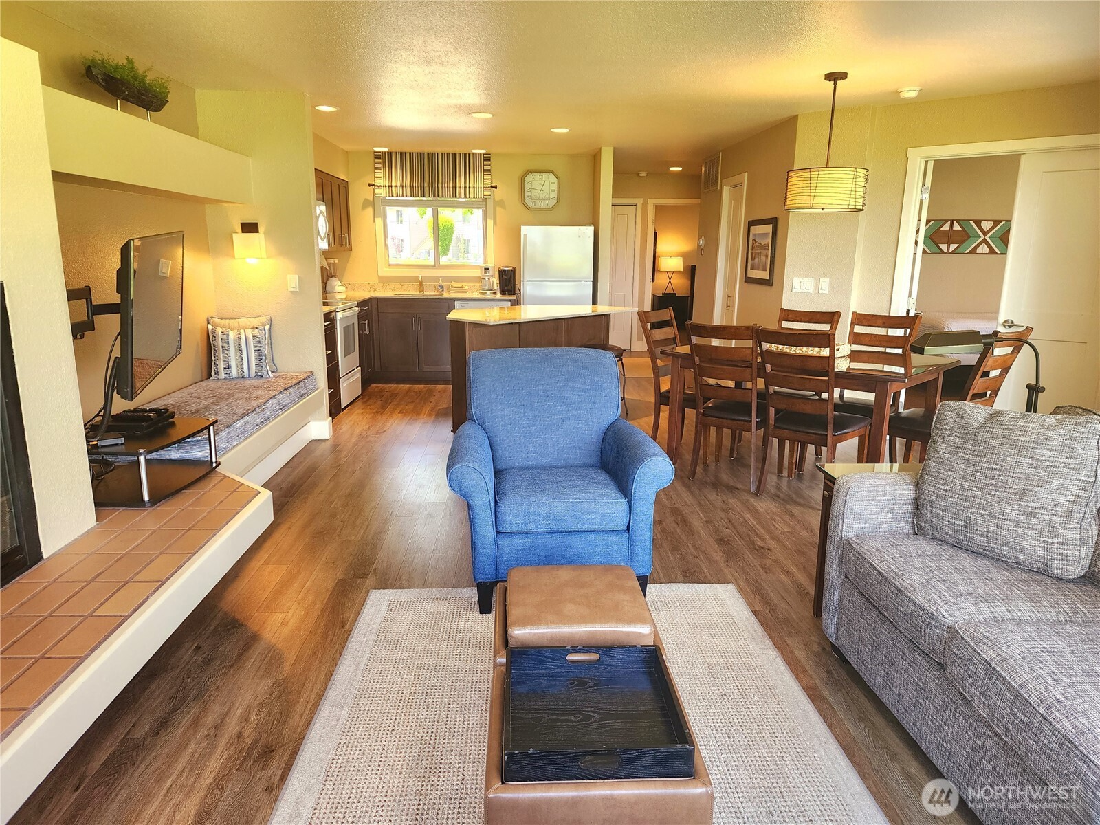 1 Beach 532-d Property Photo 9