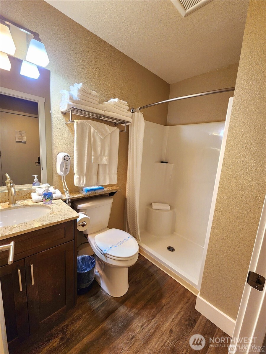 1 Beach 532-d Property Photo 16
