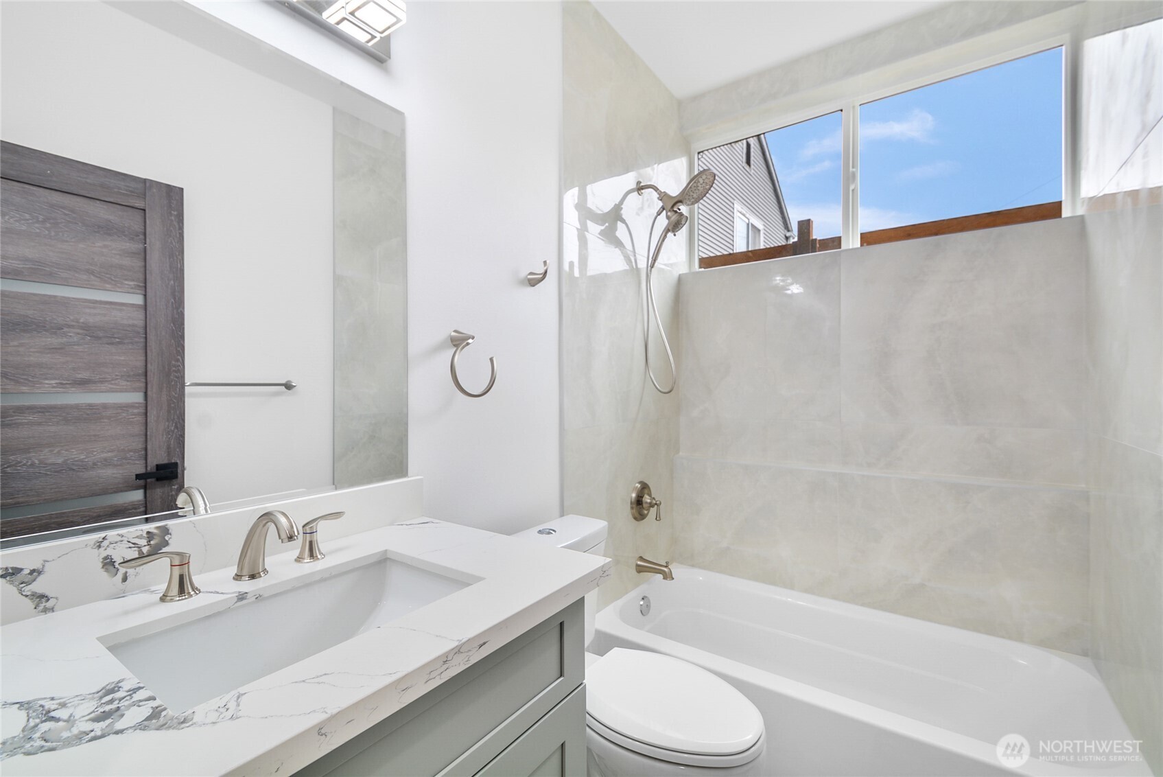 8610 42nd Avenue Property Photo 14