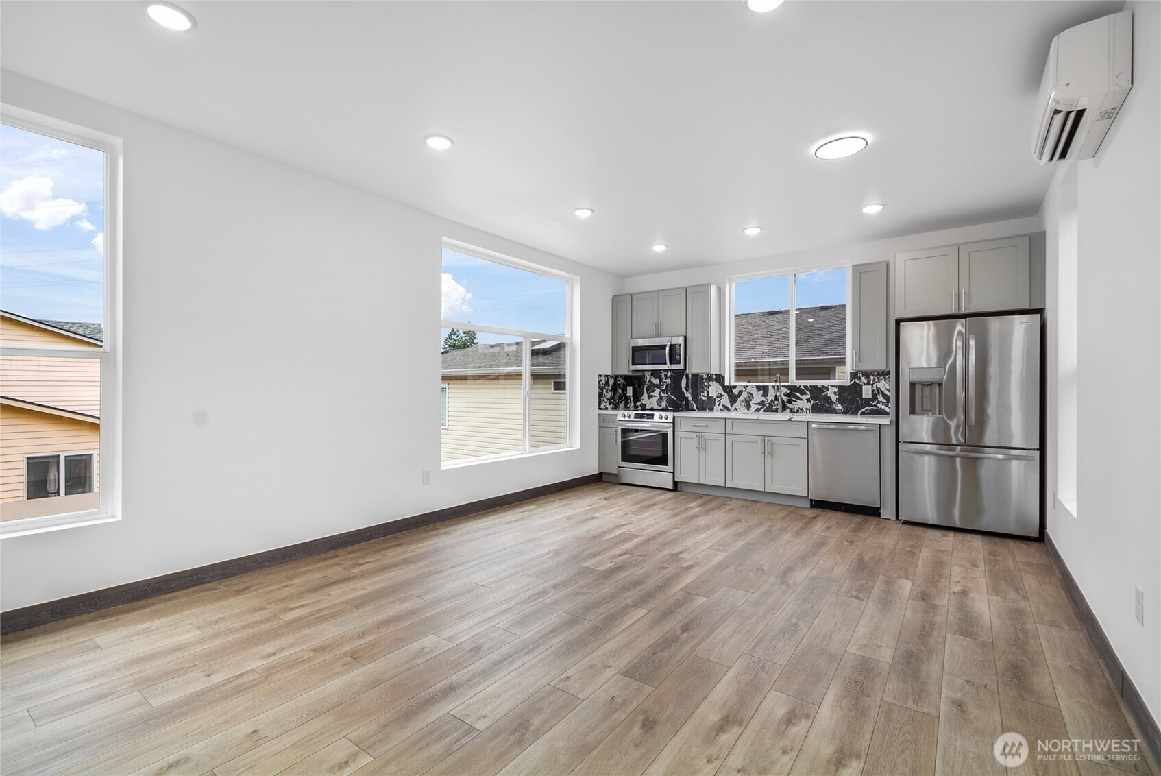 8612 42nd Avenue B Property Photo 6