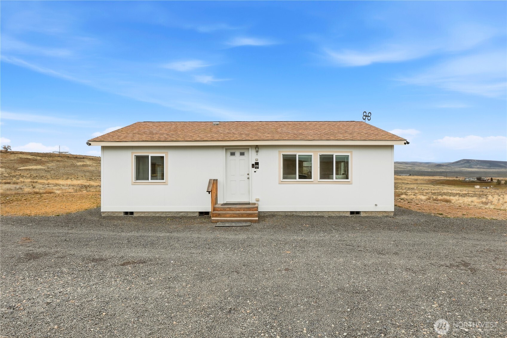 256 Wenas View Drive Property Photo 3