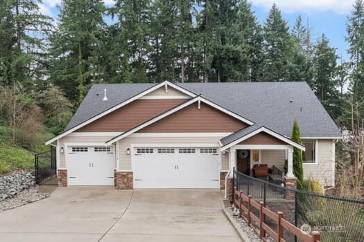 10218 45th Street Property Photo 1