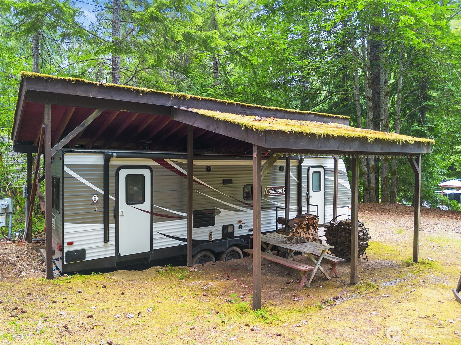 11 N Kitsap Place Property Photo 12