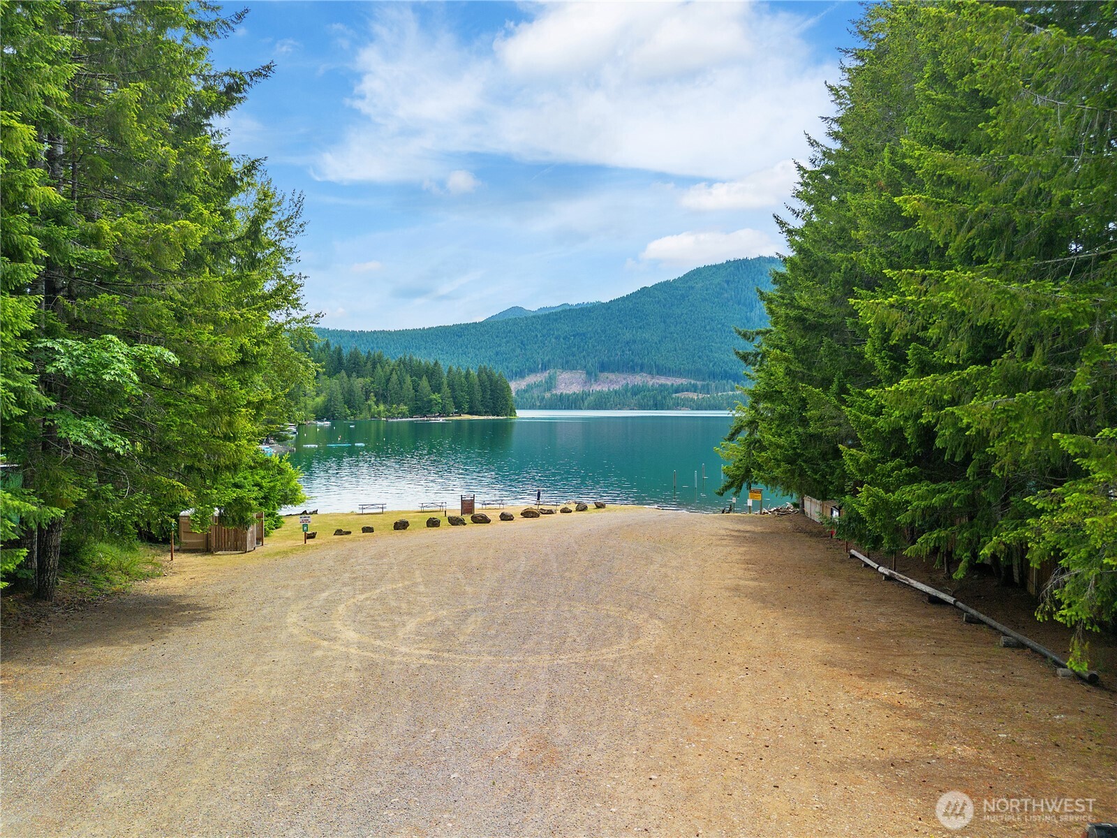 11 N Kitsap Place Property Photo 26