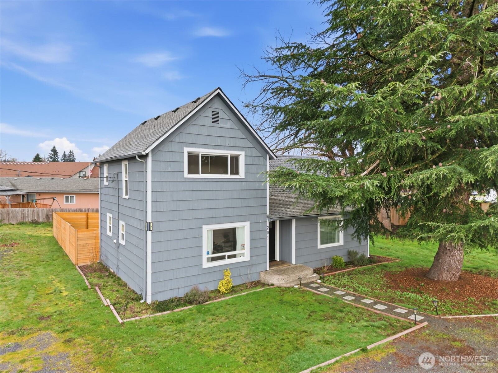 201 Tilley Avenue Property Photo 1