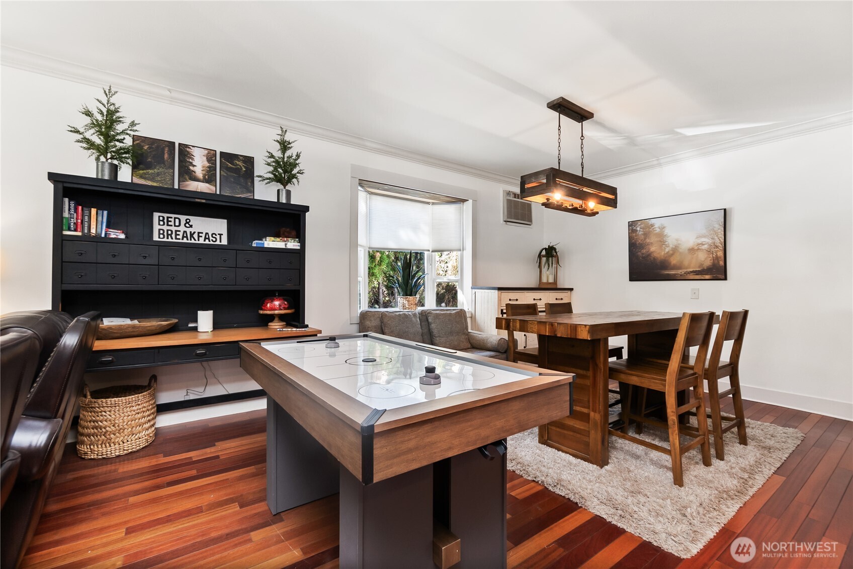 1112 Commercial Street Property Photo 32