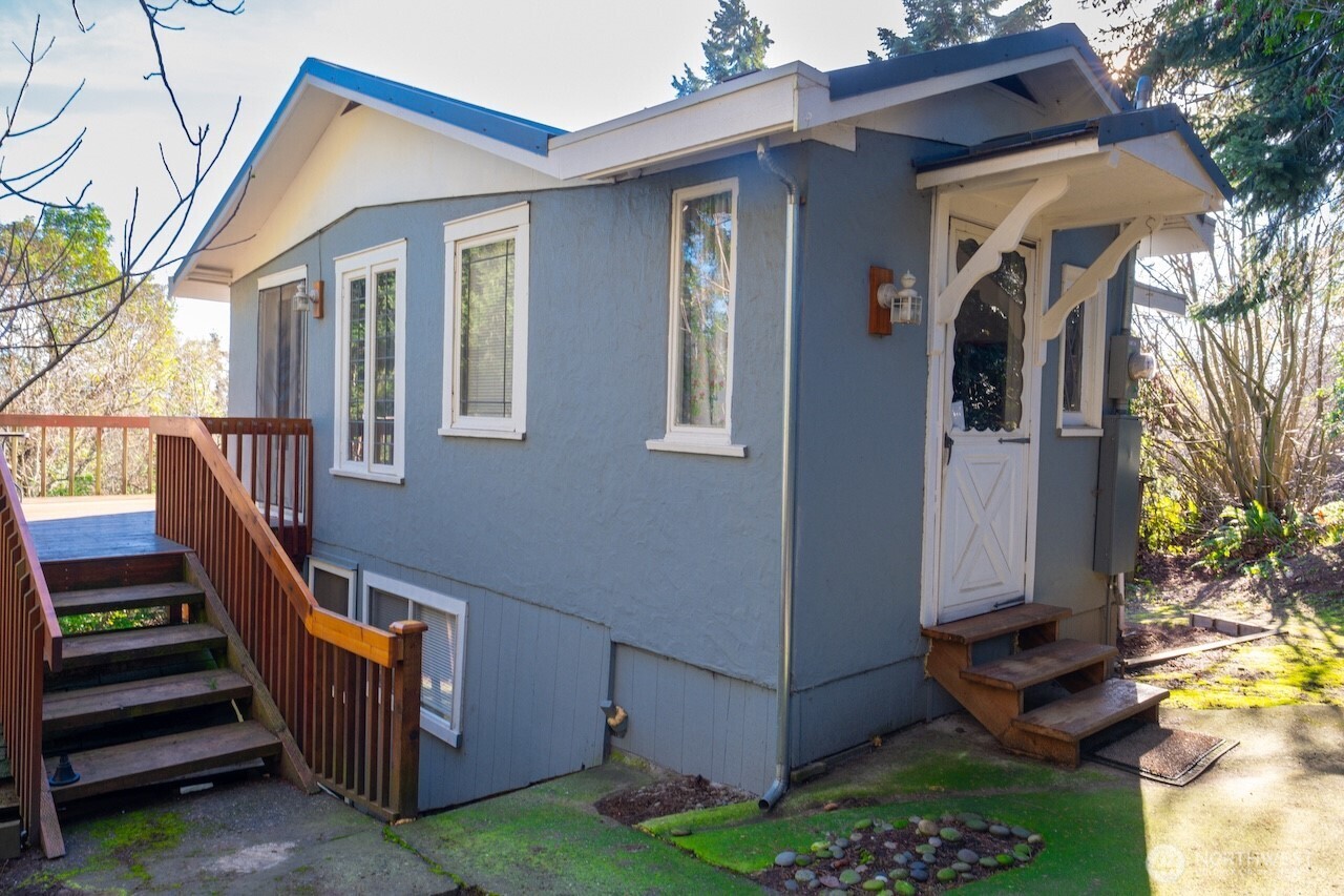 24310 47th Avenue Property Photo 2