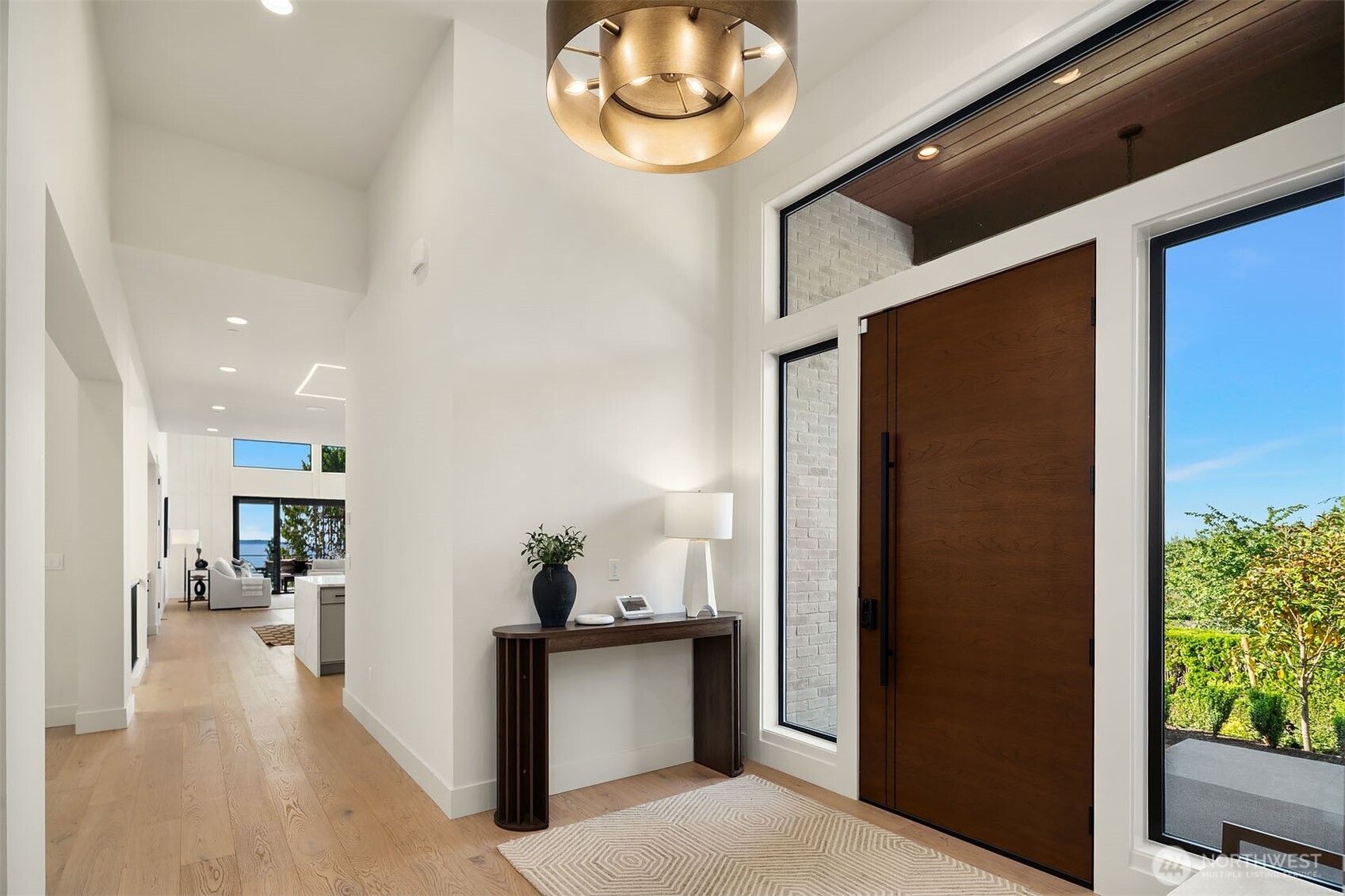 17626 Talbot Road Property Photo 6