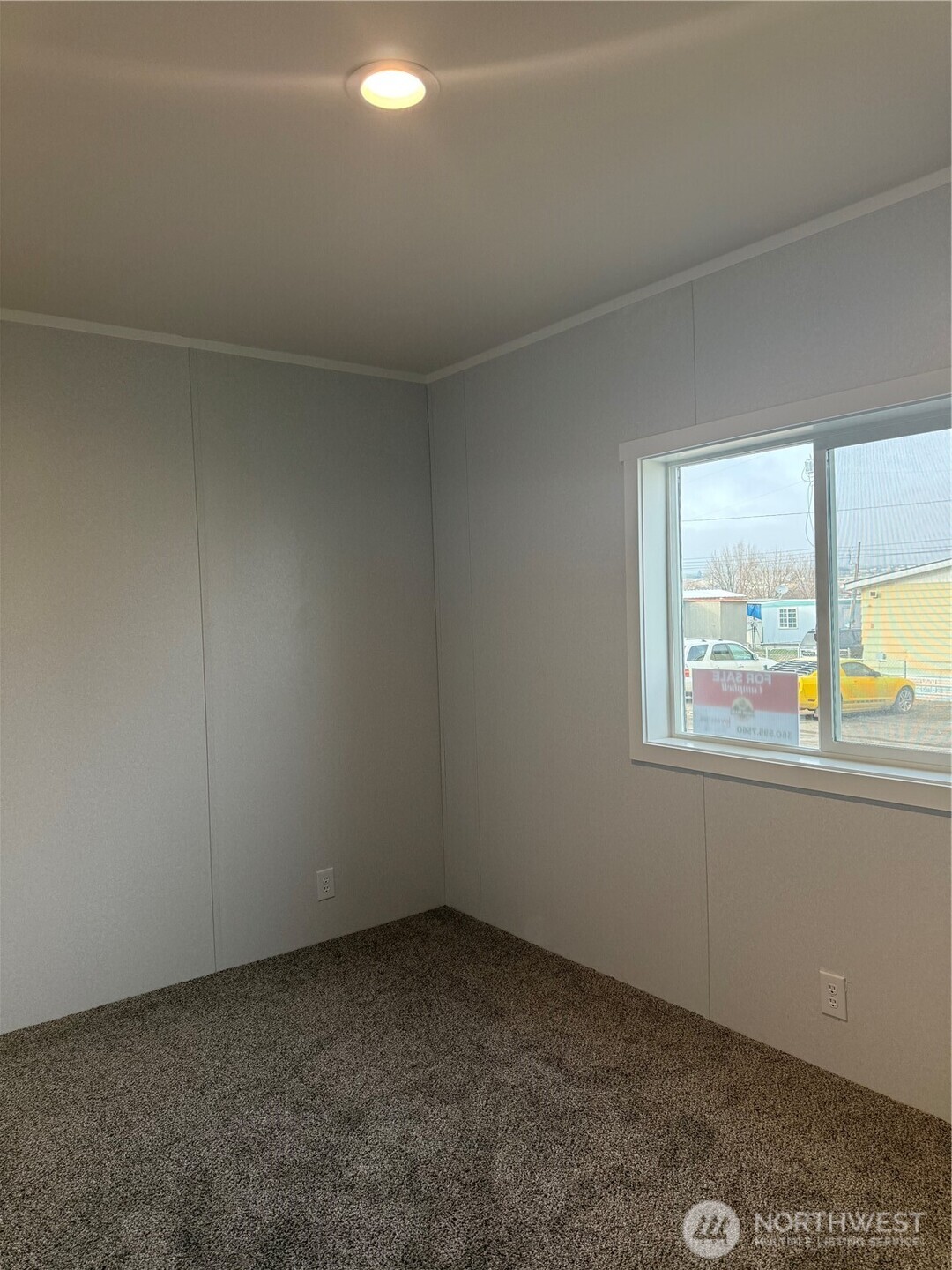 200 W Hawthorne Street 32 Property Photo 4