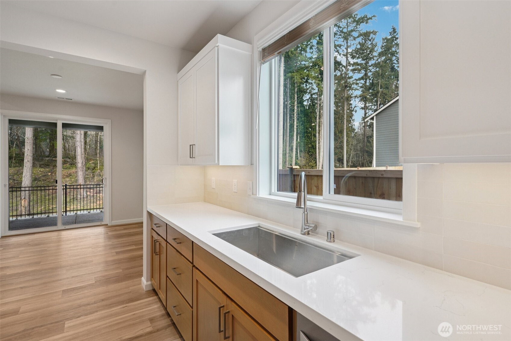 1303 60th Avenue Property Photo 4