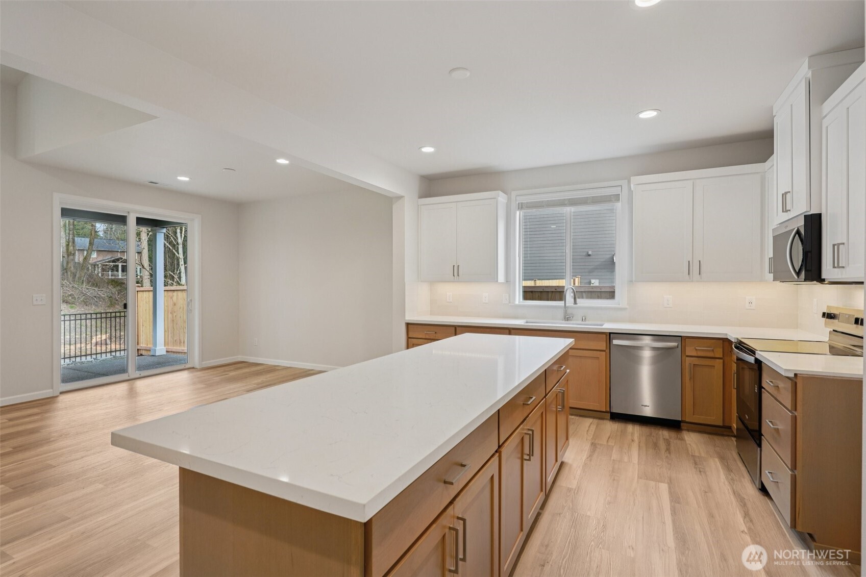 1303 60th Avenue Property Photo 5