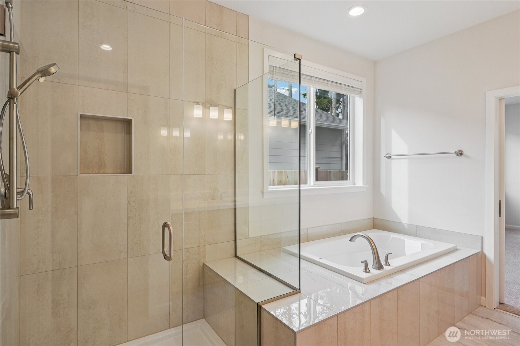 1303 60th Avenue Property Photo 16