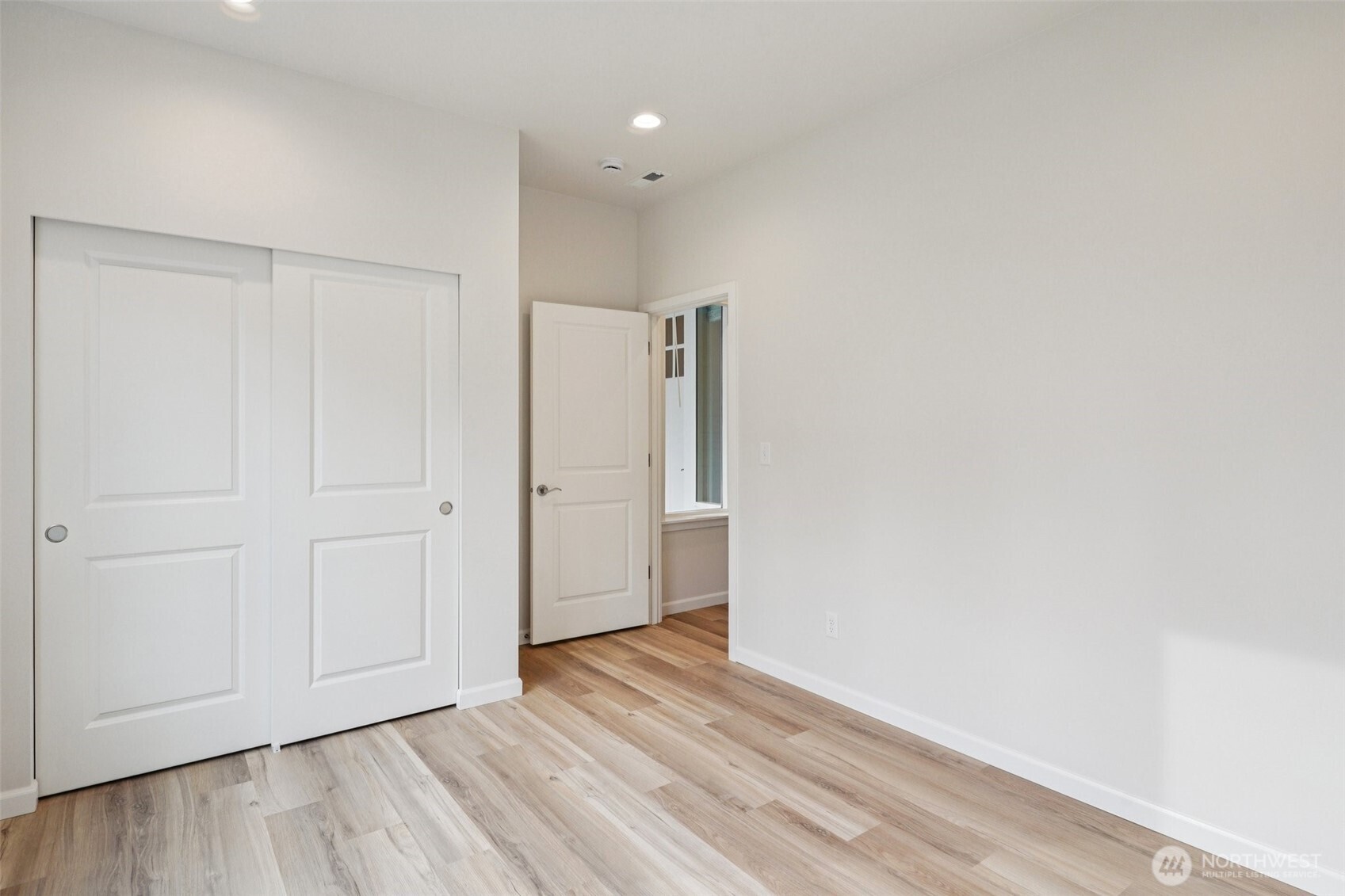 1303 60th Avenue Property Photo 20