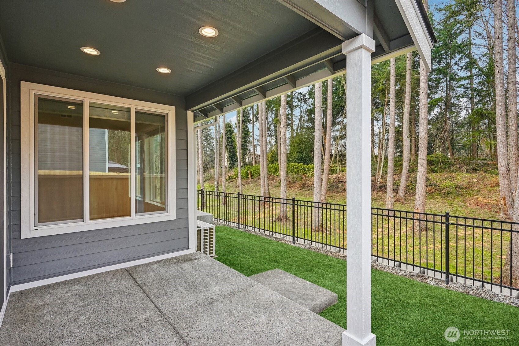 1303 60th Avenue Property Photo 27