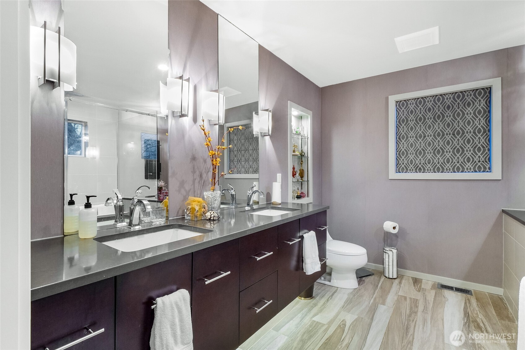 811 Laguna Drive Property Photo 24