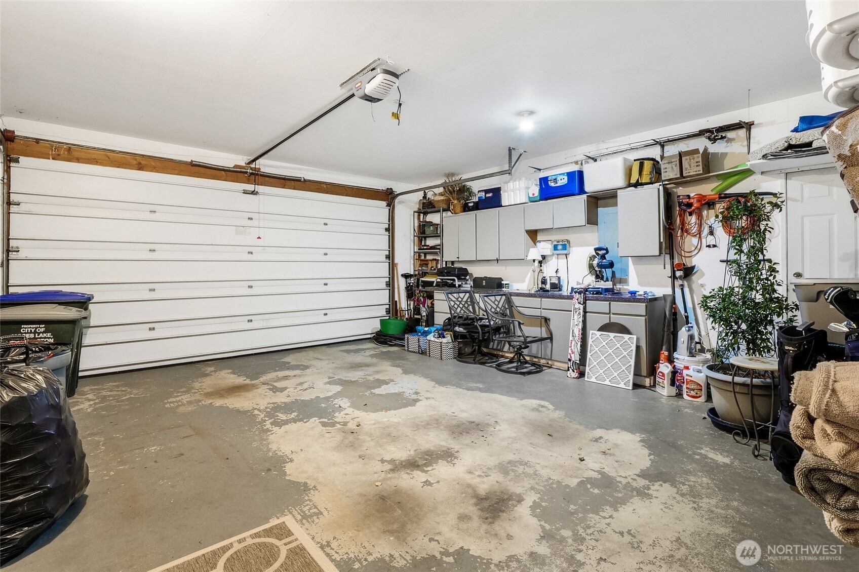 811 Laguna Drive Property Photo 32