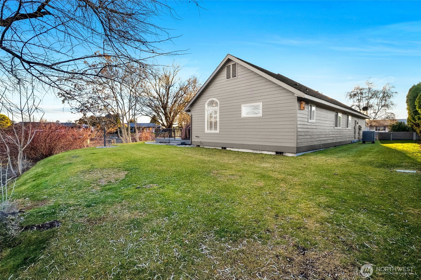 811 Laguna Drive Property Photo 38