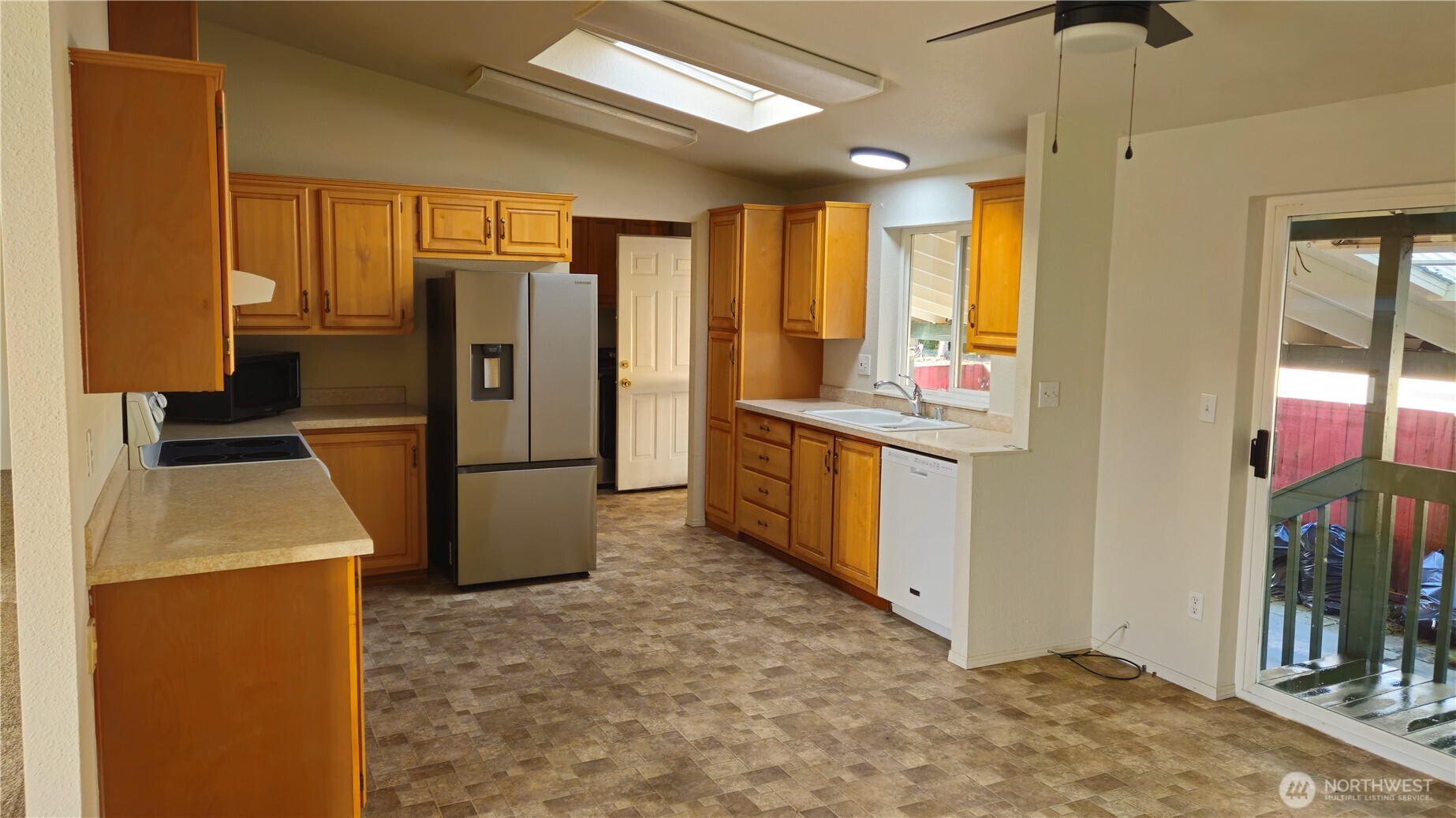 5309 Ne 75th Avenue Property Photo 4