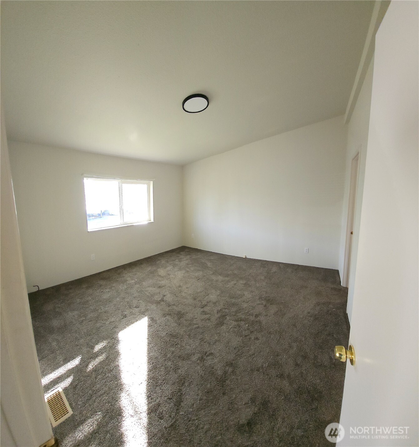 5309 Ne 75th Avenue Property Photo 7