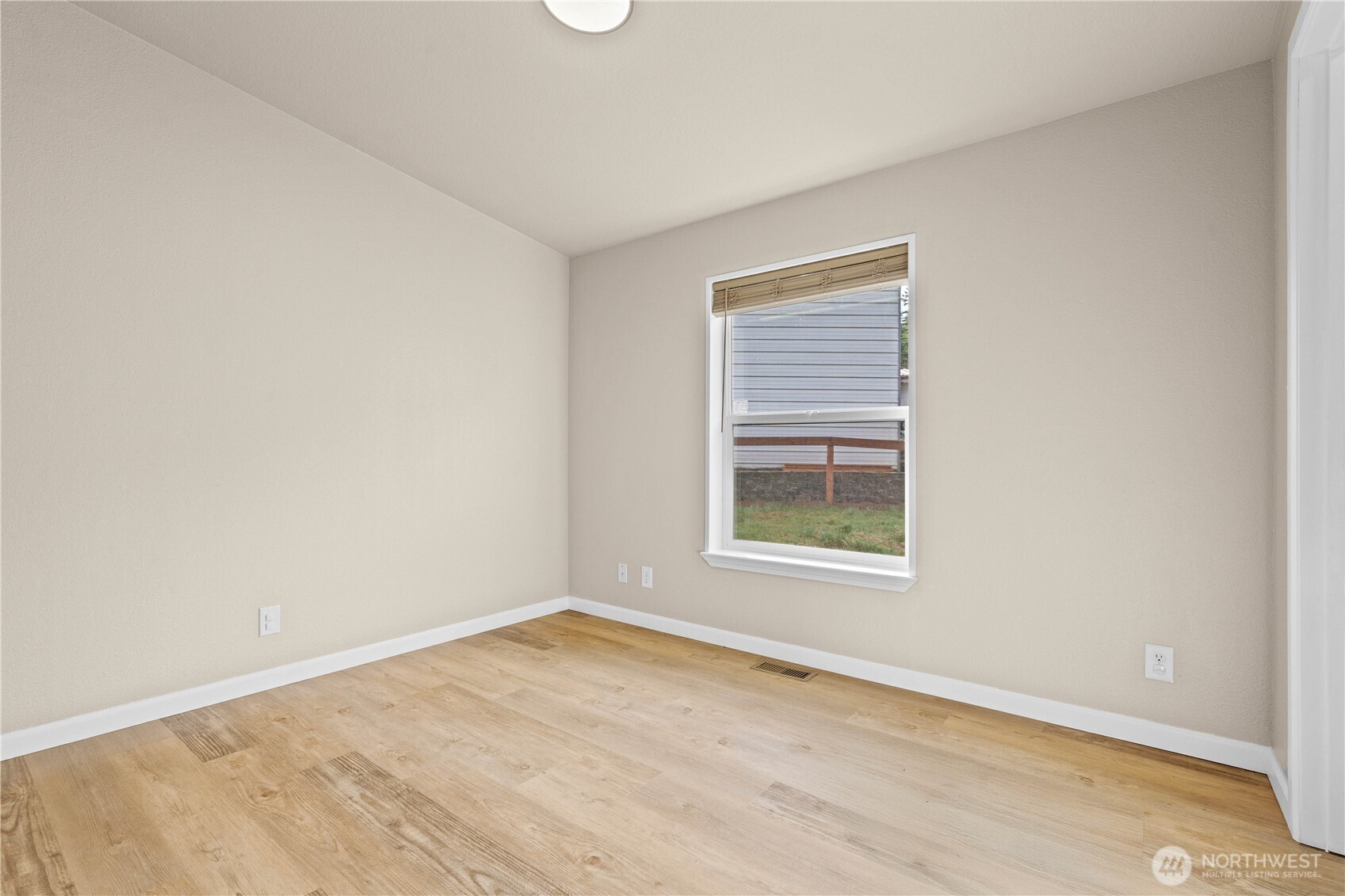 2313 420th Street Property Photo 26