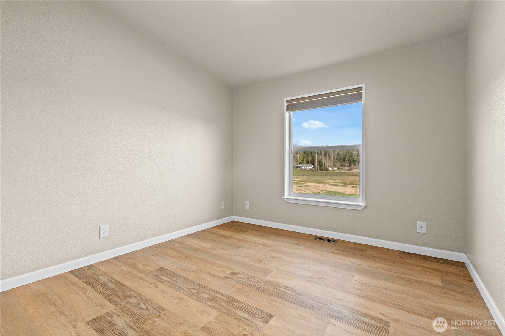 2313 420th Street Property Photo 28