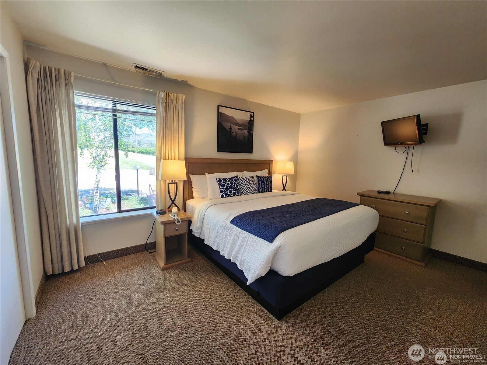 1 Nekquelekin 458-d Property Photo 10