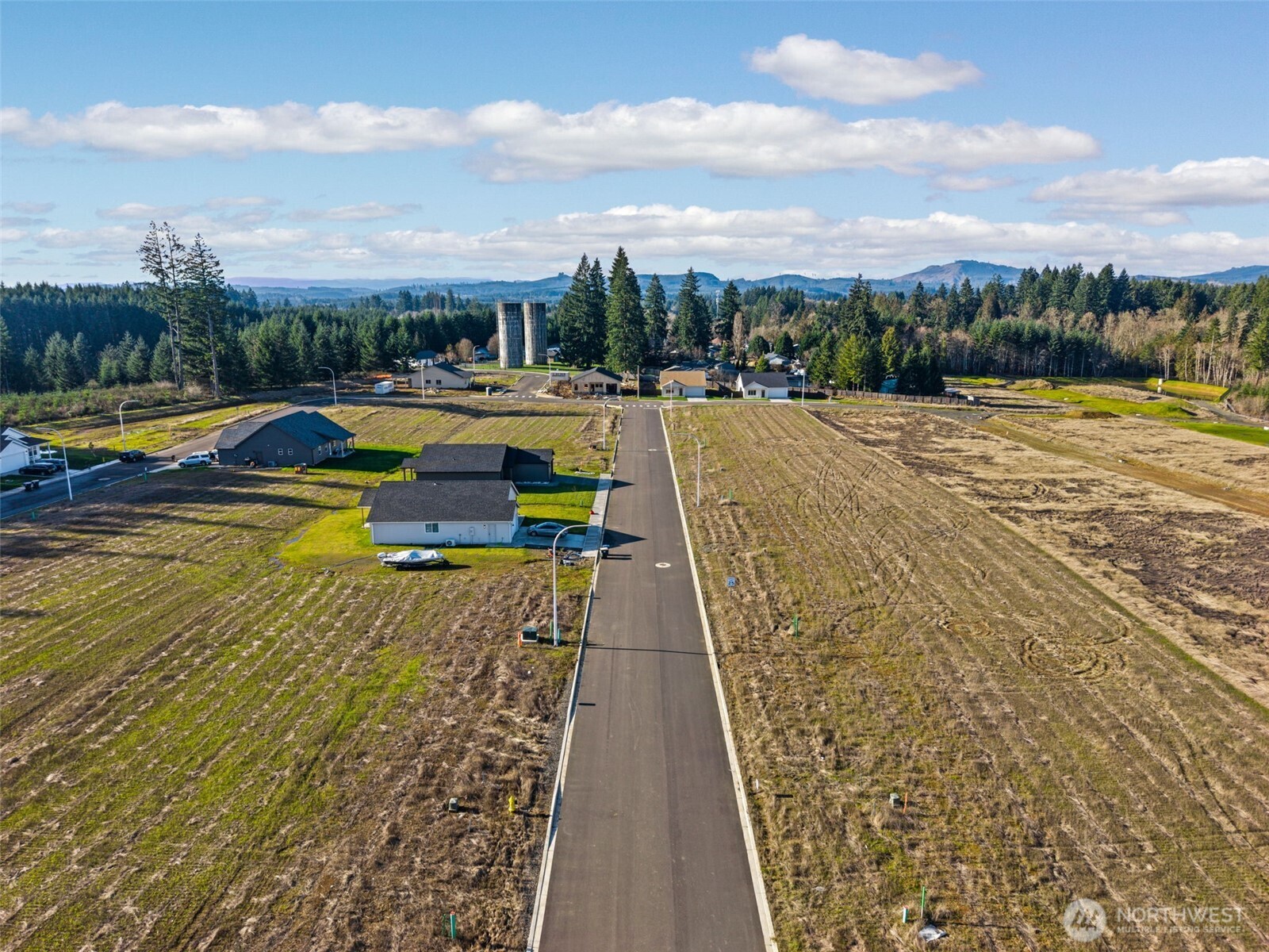 533 Kakela Road Property Photo 3