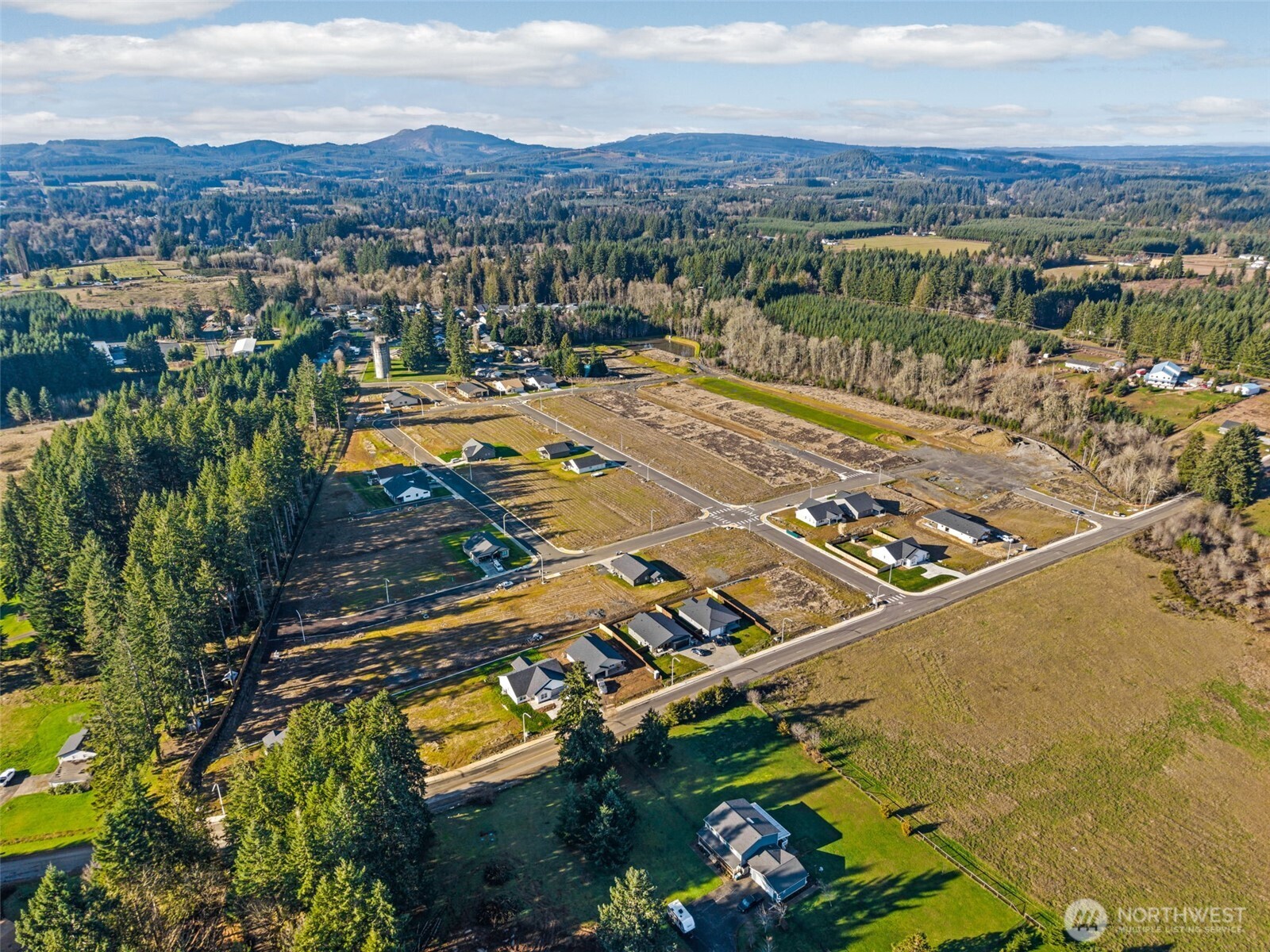 533 Kakela Road Property Photo 6