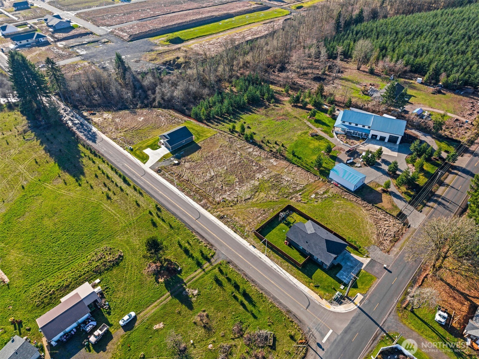 533 Kakela Road Property Photo 14