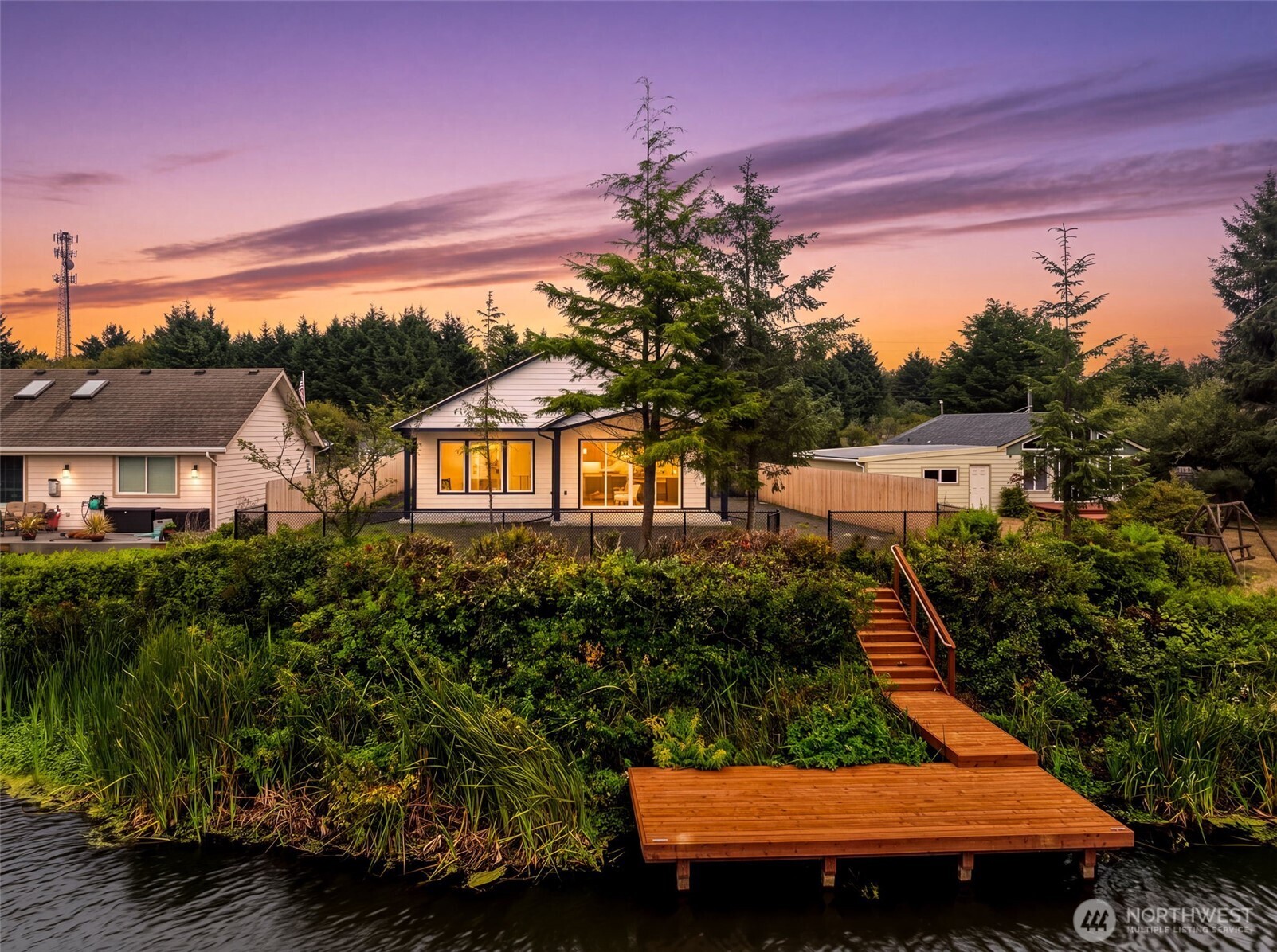 205 Canal Drive Property Photo 1