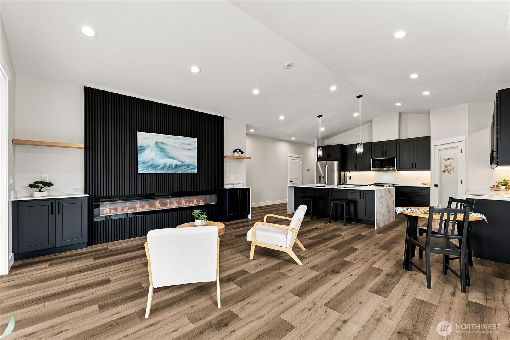 205 Canal Drive Property Photo 13