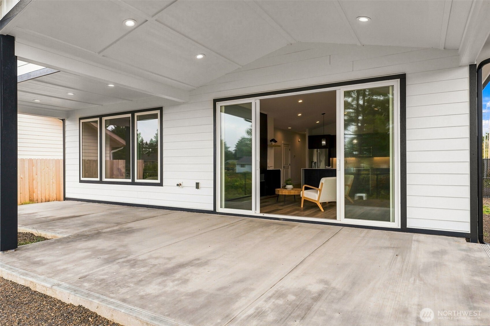 205 Canal Drive Property Photo 16